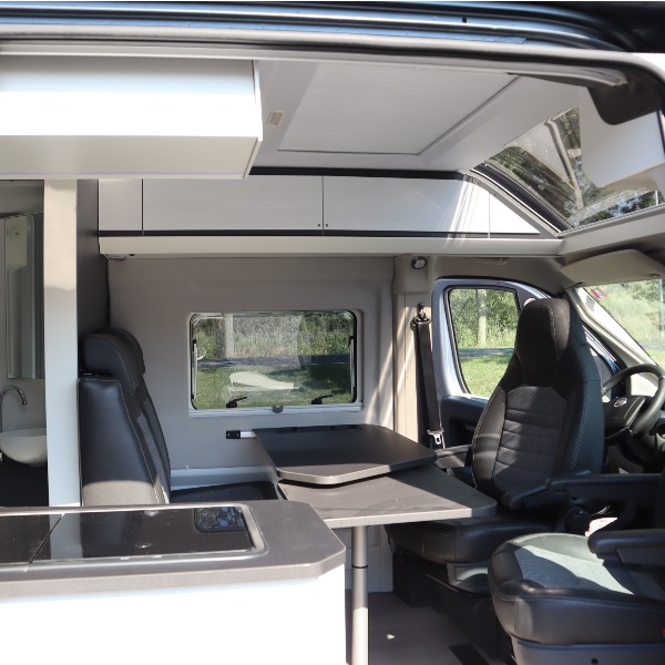 Adria_Twin_600_bestuurderskant Adria_Twin_600_bestuurderskant